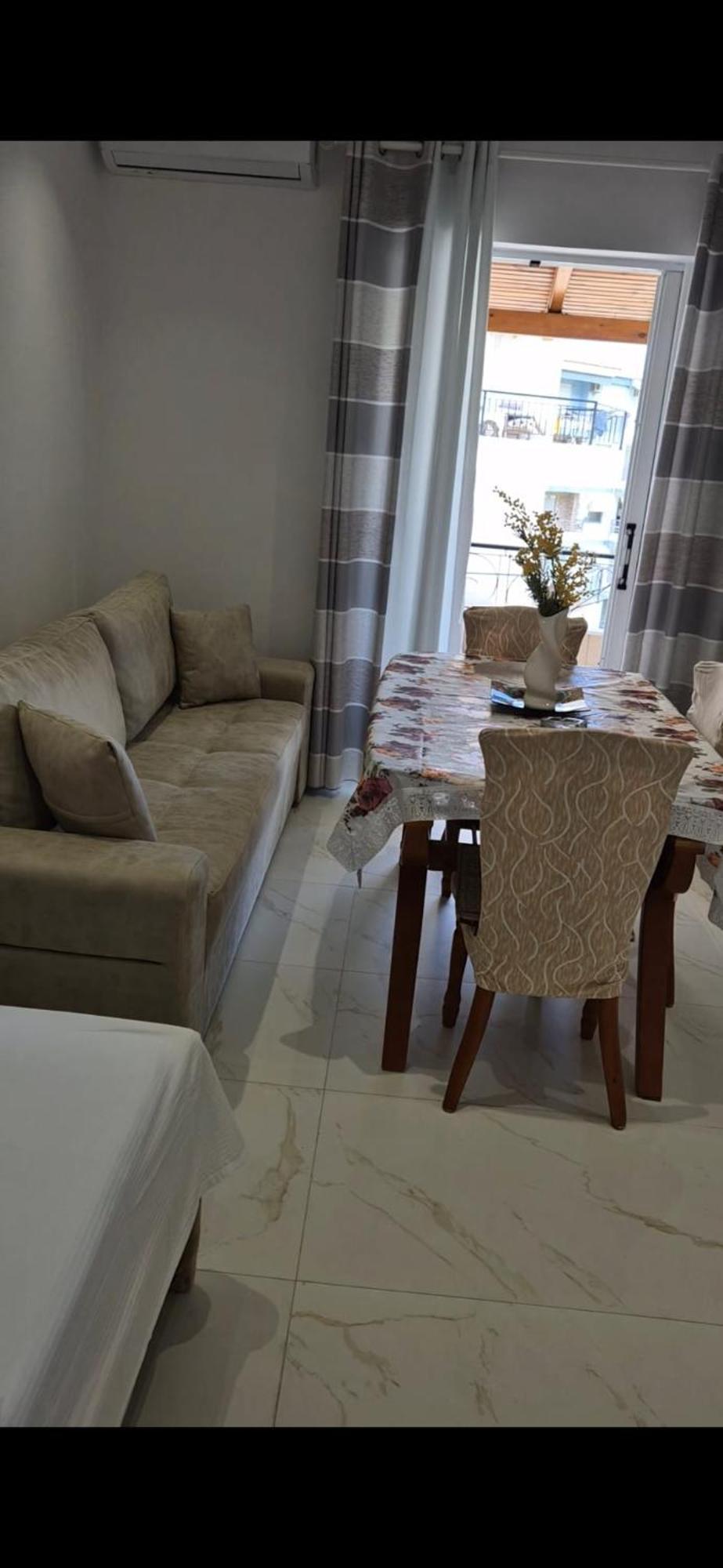 Vila Veli Brothers Sarandë Værelse billede